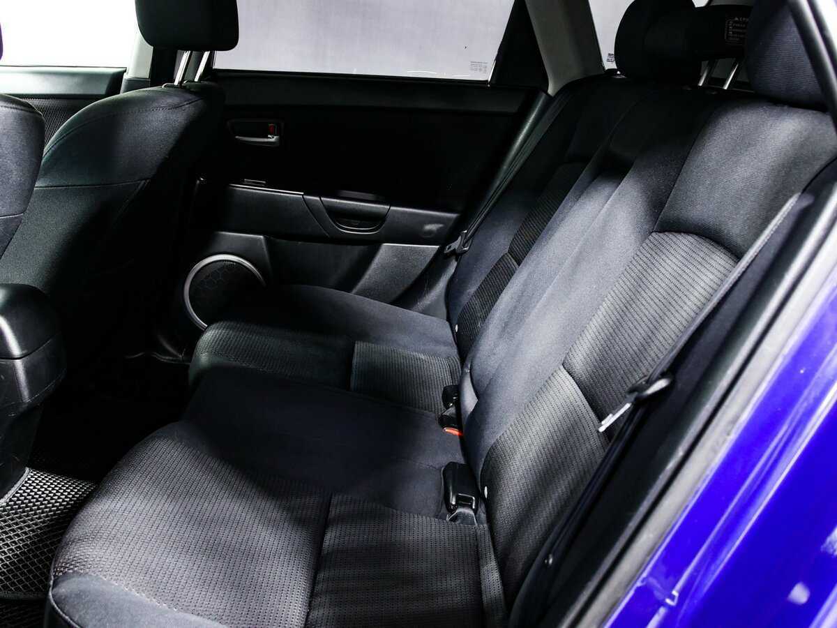Mazda 3 с пробегом — 2006 год. Фото: #12