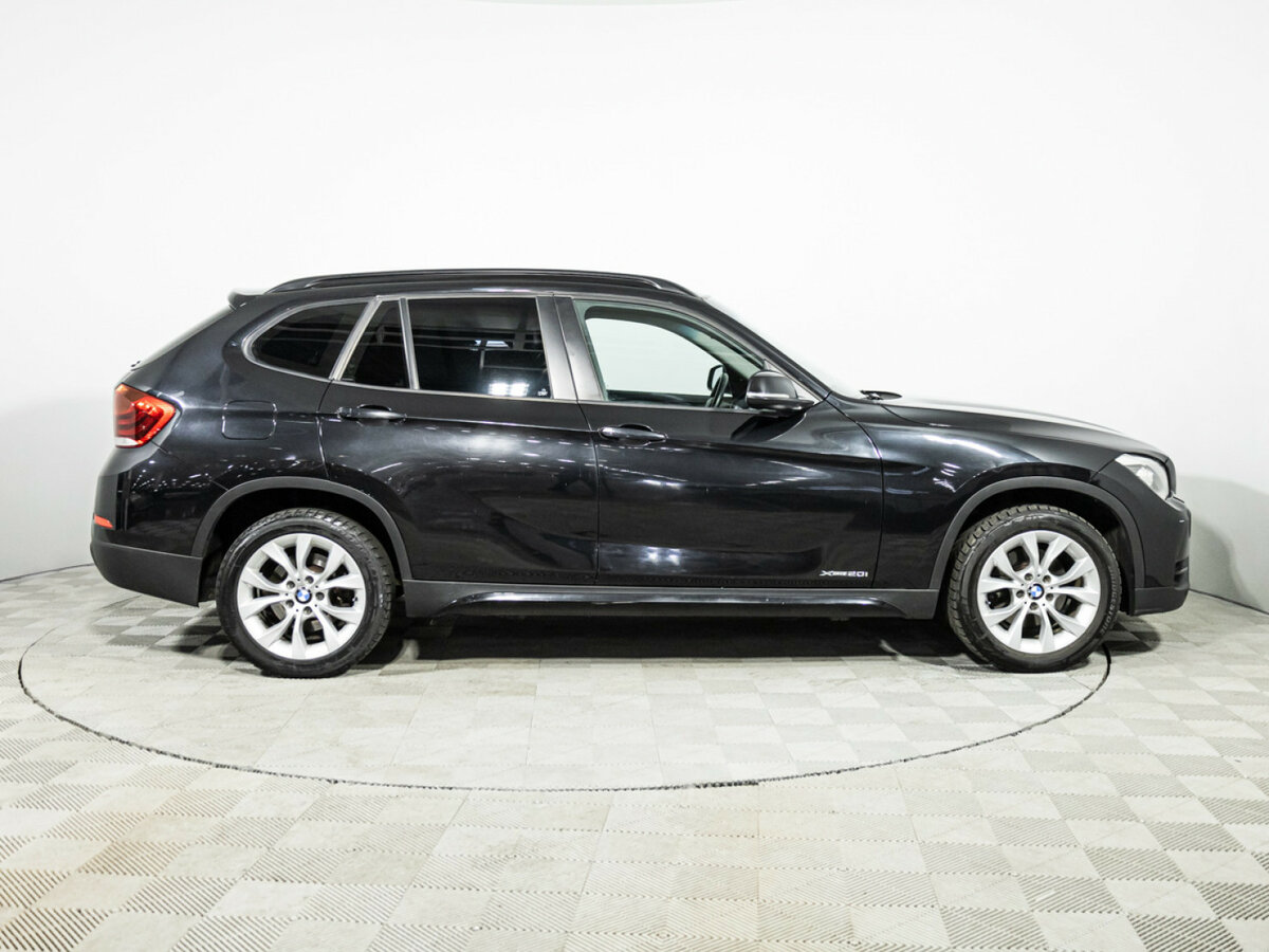 BMW X1 с пробегом — 2013 год. Фото: #3