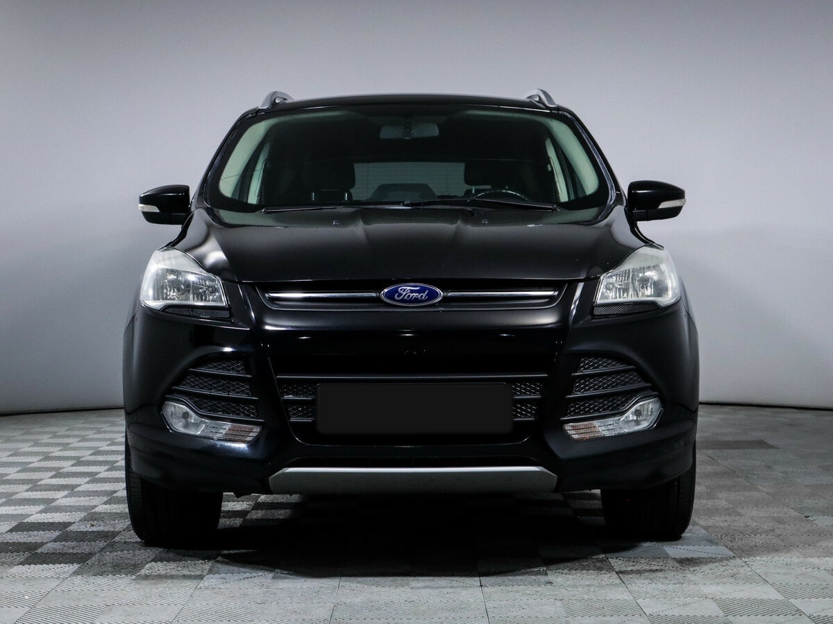 Ford Kuga с пробегом — 2014 год. Фото: #1