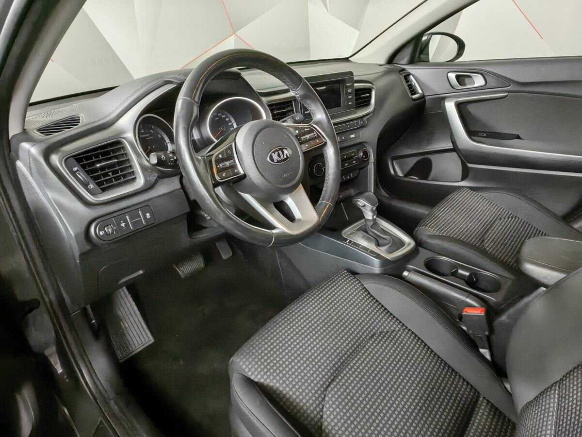 Kia Ceed с пробегом — 2018 год. Фото: #13