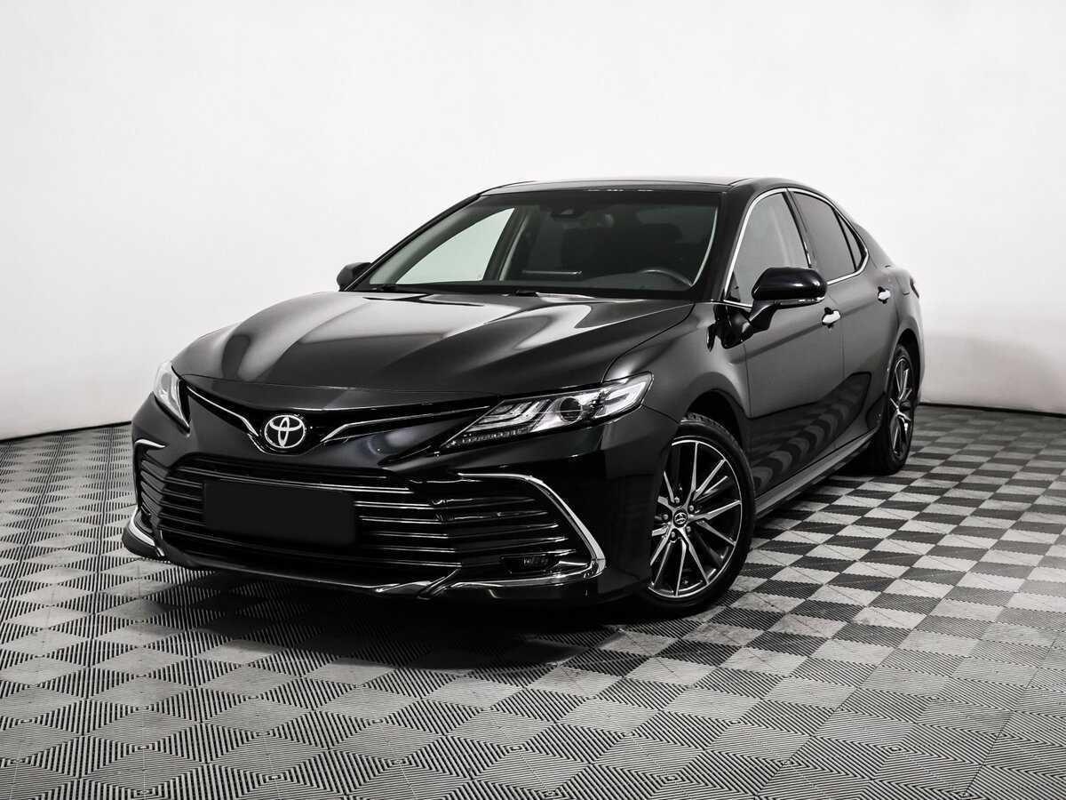 Toyota Camry с пробегом — 2023 год. Фото: #0