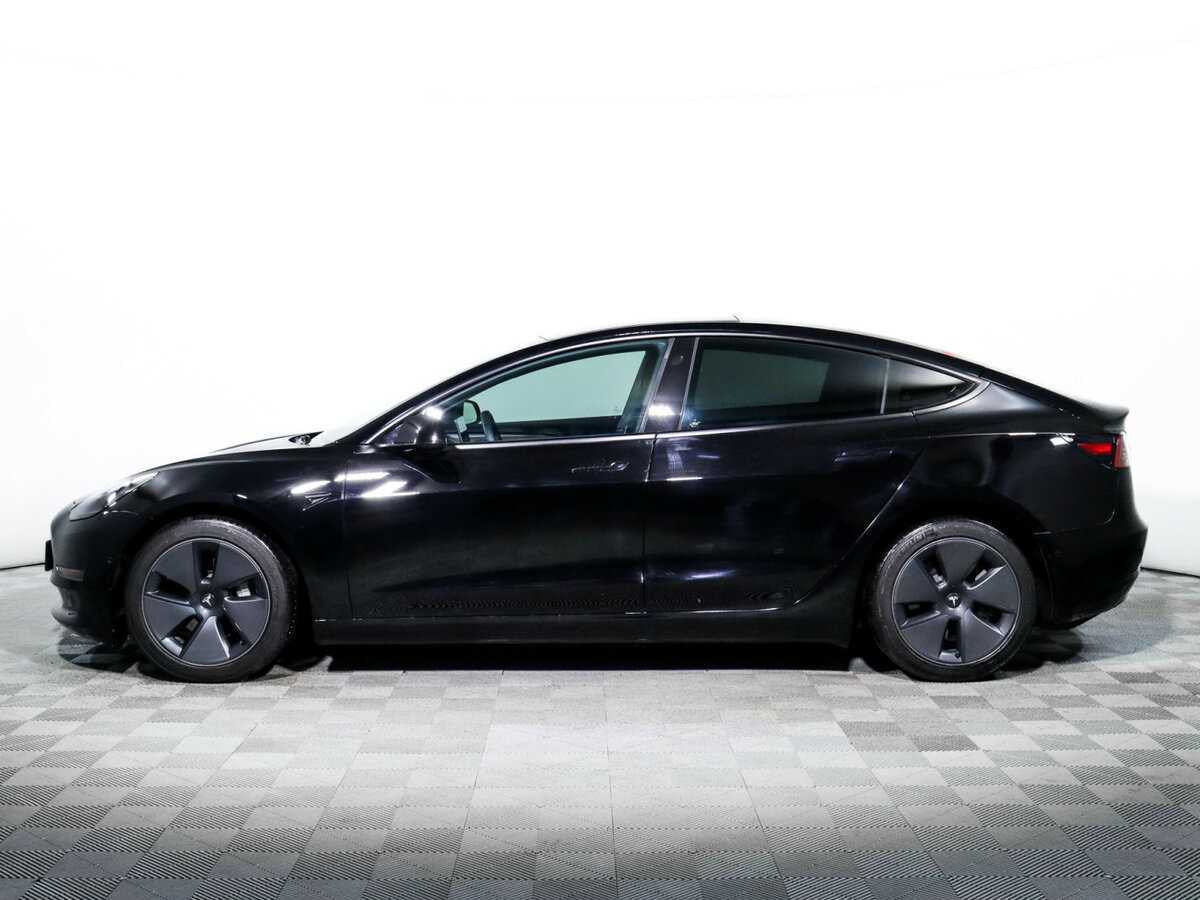 Tesla Model 3 с пробегом — 2022 год. Фото: #4