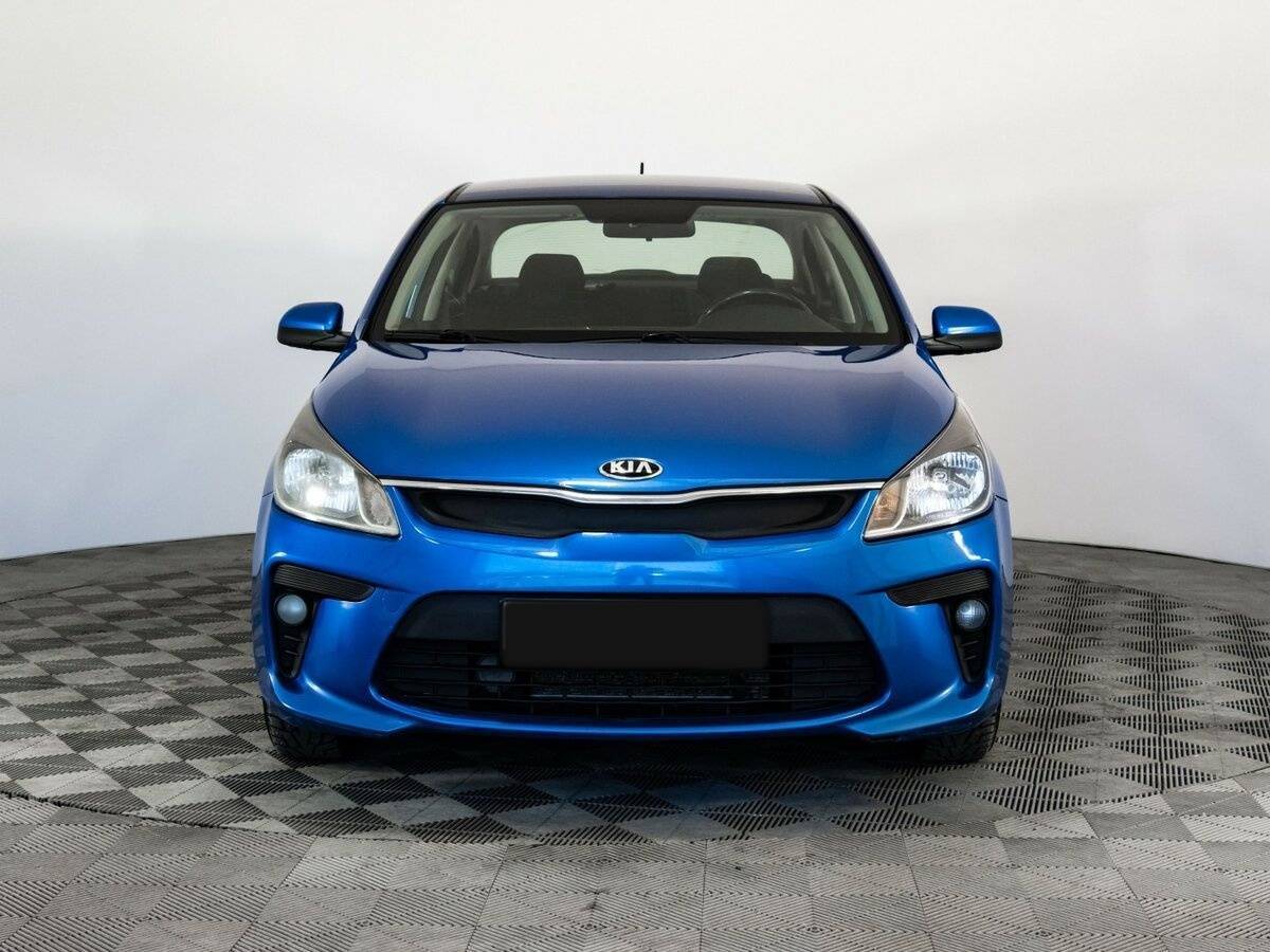 Kia Rio с пробегом — 2017 год. Фото: #1