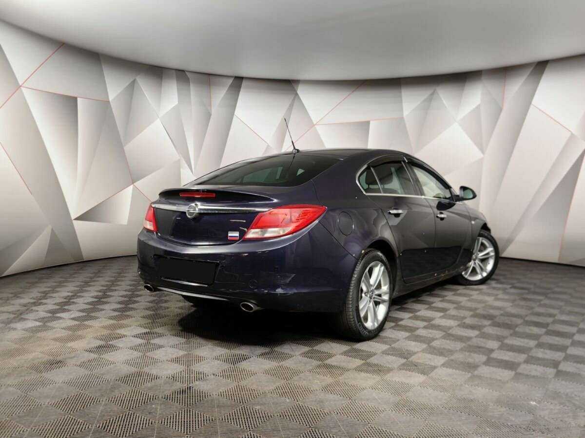 Opel Insignia с пробегом — 2013 год. Фото: #1