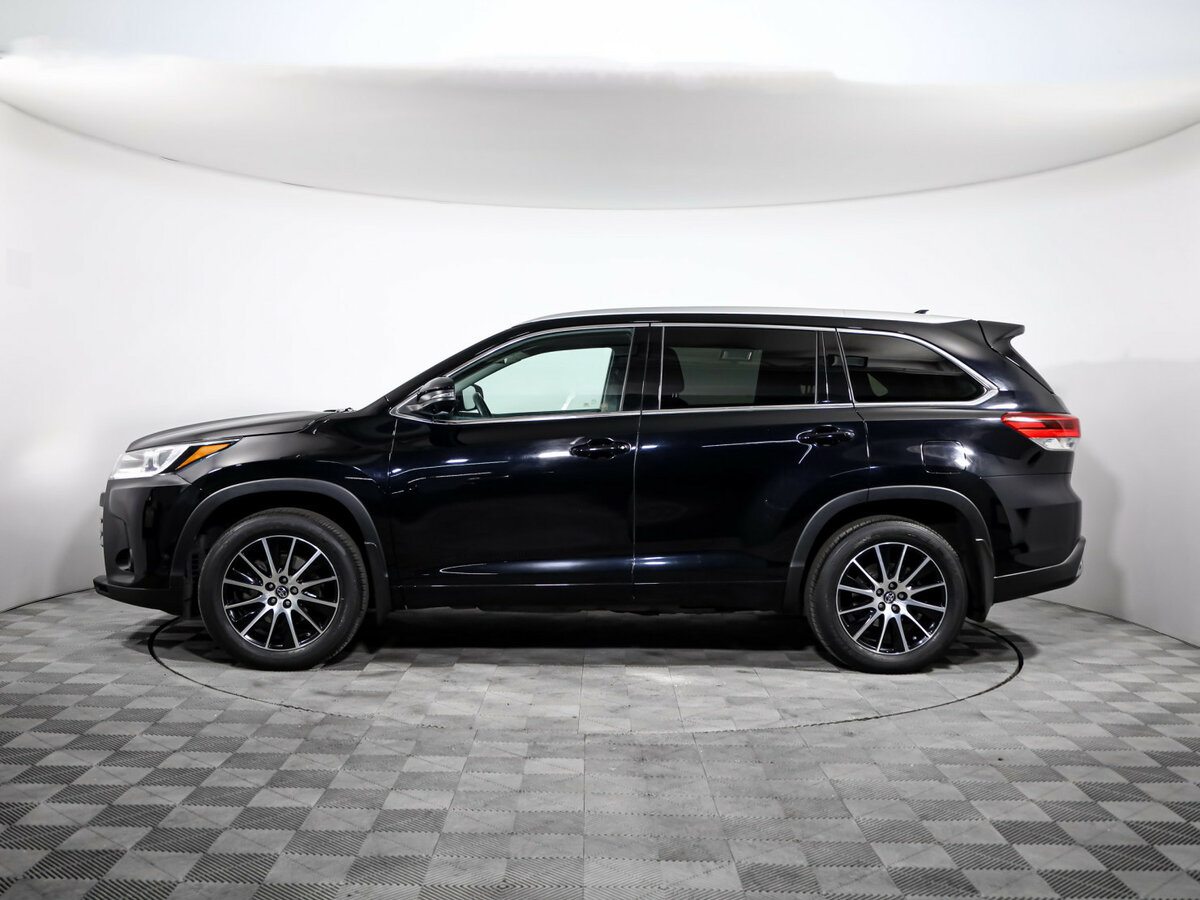 Toyota Highlander с пробегом — 2019 год. Фото: #7