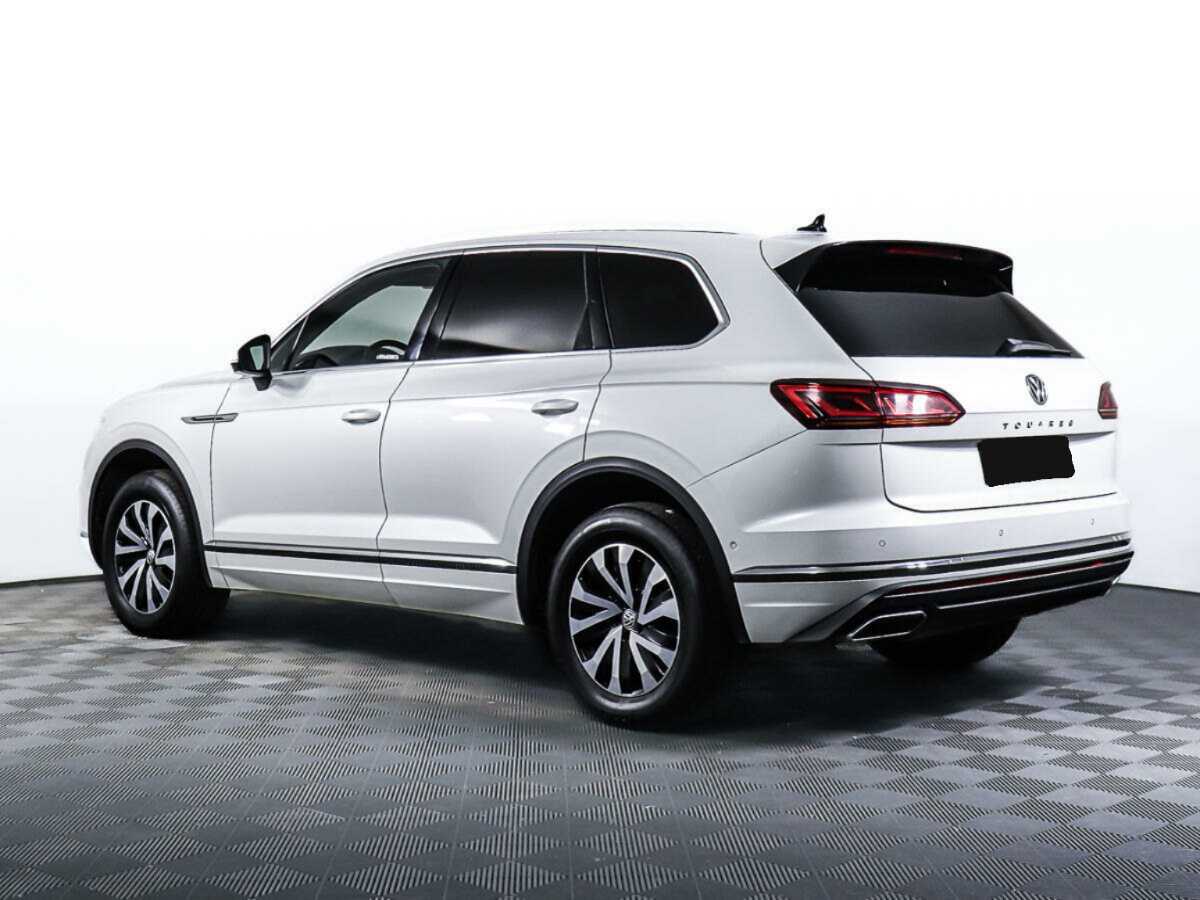 Volkswagen Touareg с пробегом — 2020 год. Фото: #5