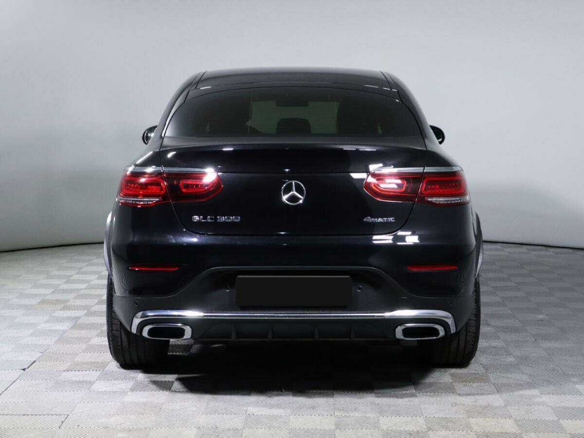 Mercedes-Benz GLC Coupe с пробегом — 2020 год. Фото: #4