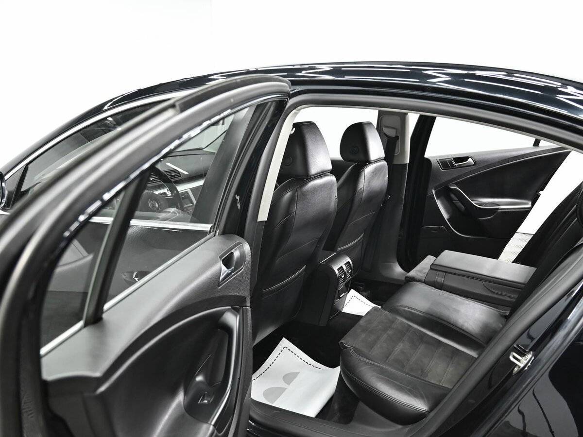 Volkswagen Passat с пробегом — 2010 год. Фото: #11
