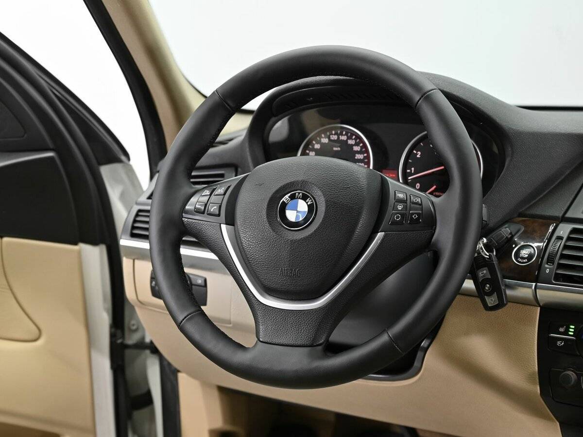 BMW X5 с пробегом — 2012 год. Фото: #9