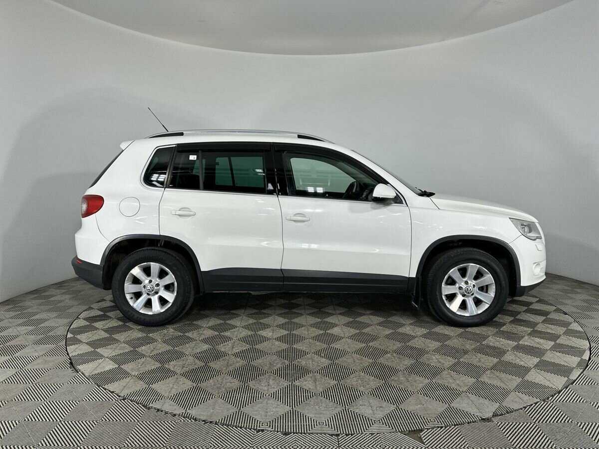 Volkswagen Tiguan с пробегом — 2011 год. Фото: #3
