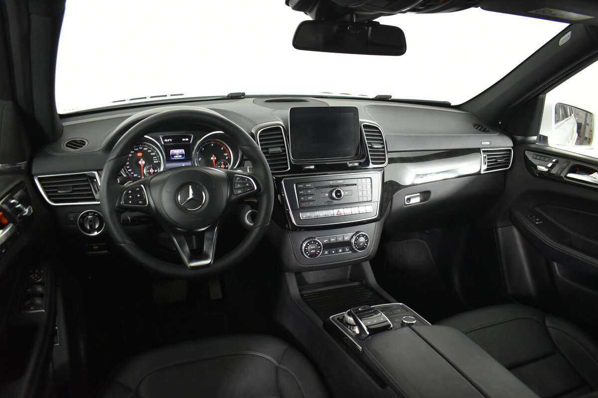 Mercedes-Benz GLS с пробегом — 2016 год. Фото: #7