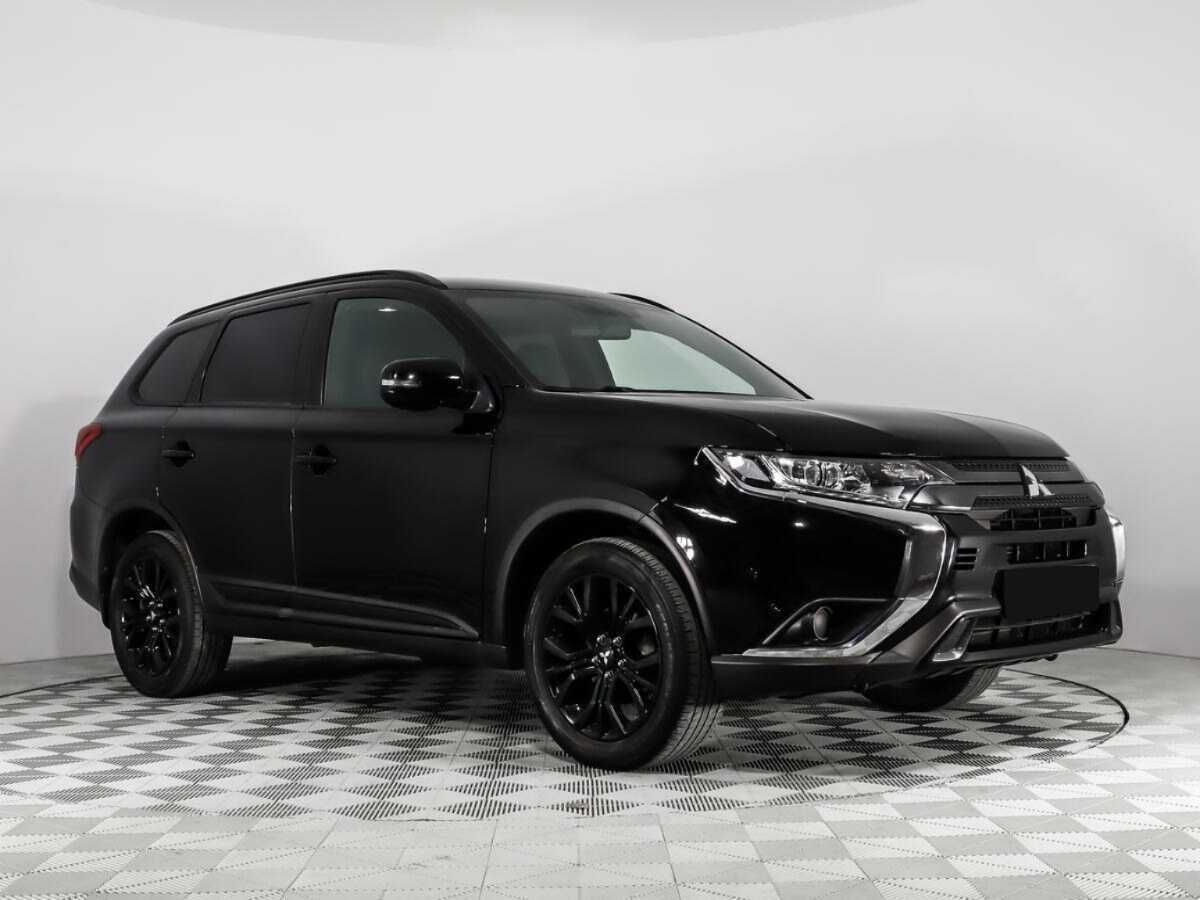 Mitsubishi Outlander с пробегом — 2021 год. Фото: #2