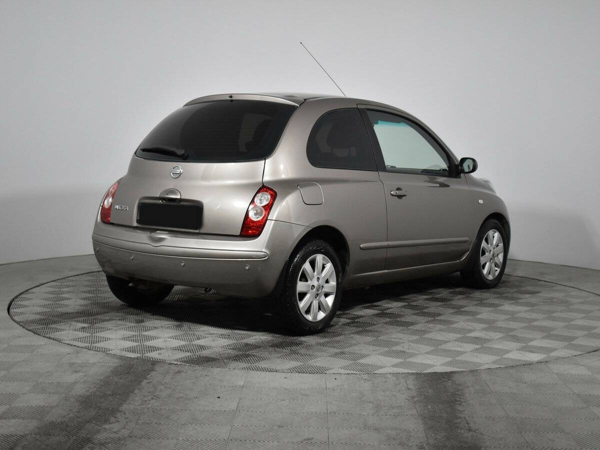 Nissan Micra с пробегом — 2008 год. Фото: #4