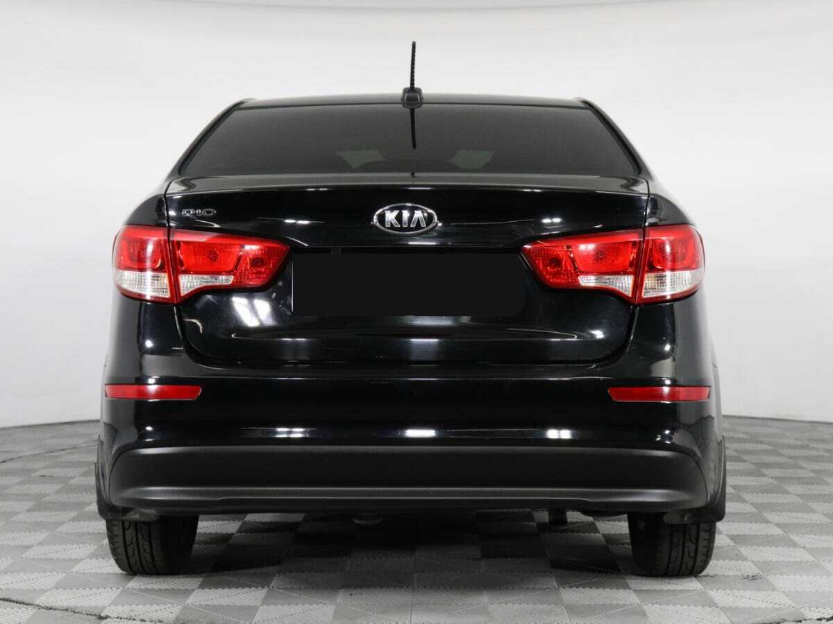 Kia Rio с пробегом — 2017 год. Фото: #5