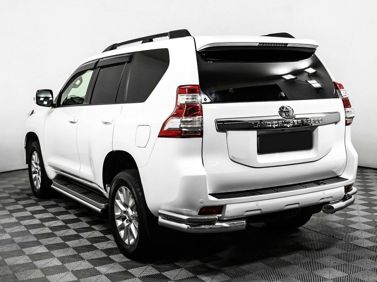 Toyota Land Cruiser Prado с пробегом — 2016 год. Фото: #6