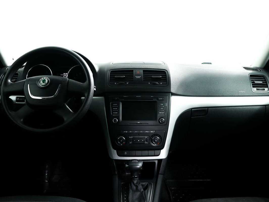 Skoda Yeti с пробегом — 2011 год. Фото: #10