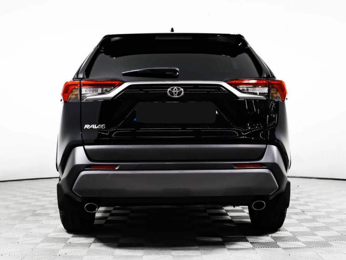 Toyota RAV4 с пробегом — 2020 год. Фото: #5