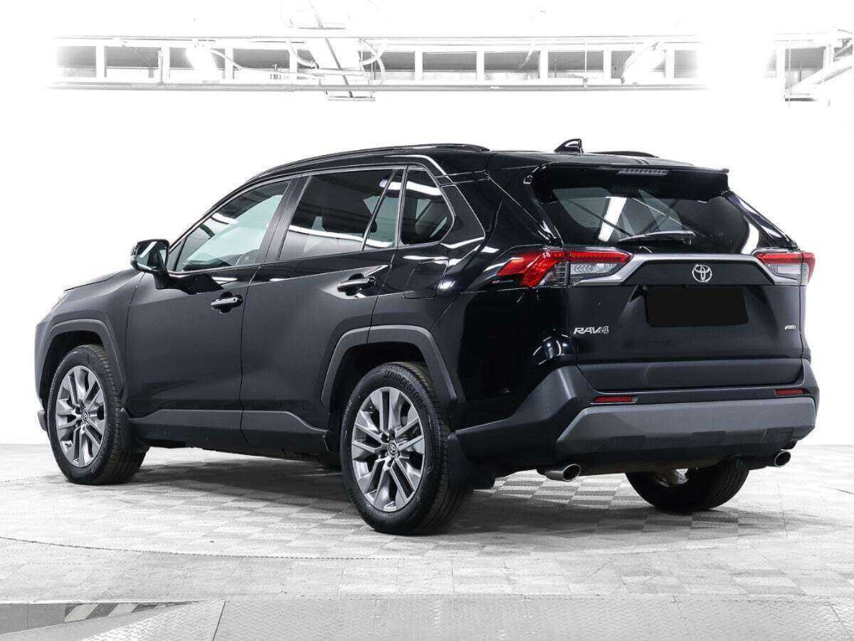 Toyota RAV4 с пробегом — 2019 год. Фото: #6