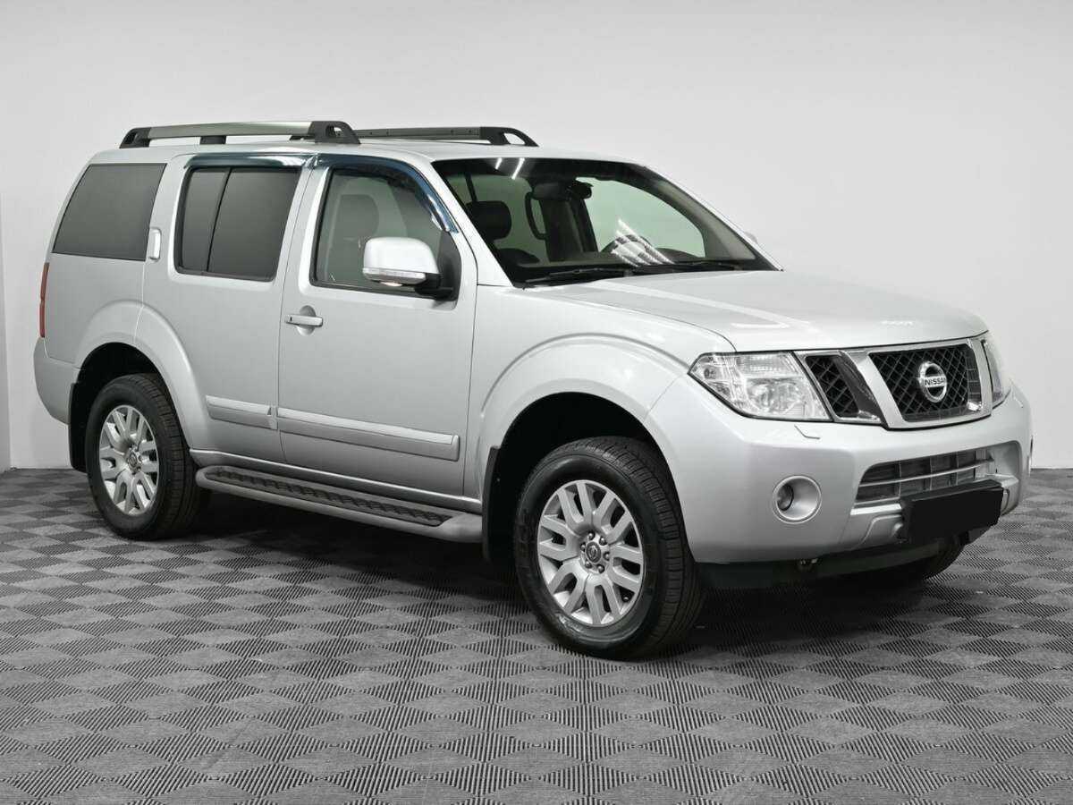 Nissan Pathfinder с пробегом — 2012 год. Фото: #2