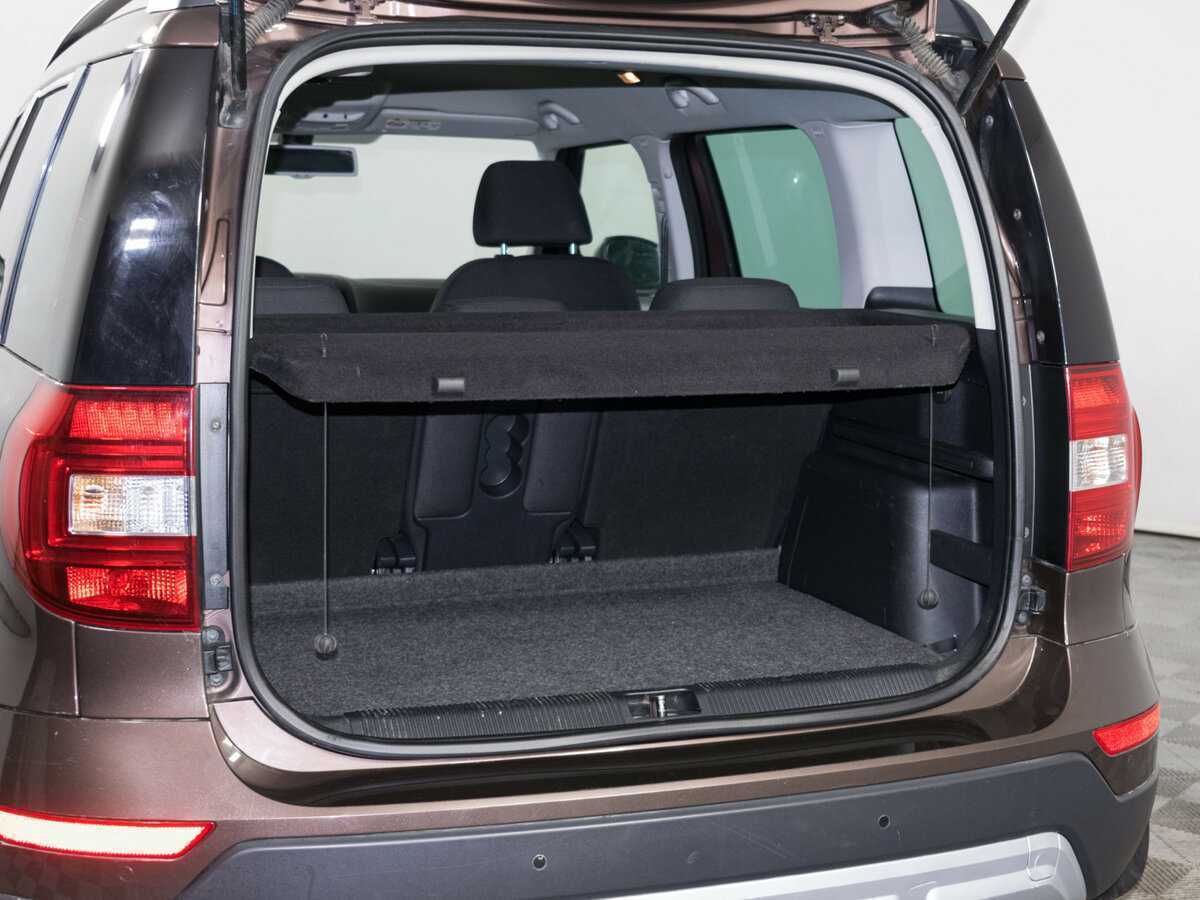 Skoda Yeti с пробегом — 2015 год. Фото: #8