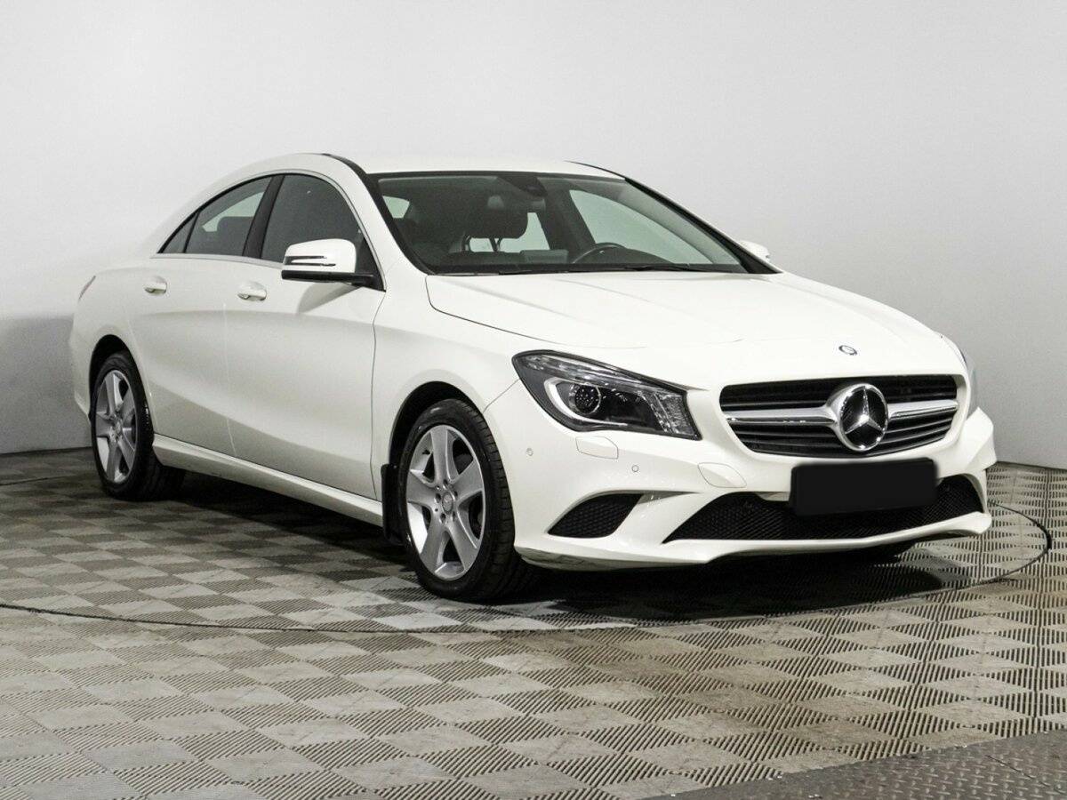Mercedes-Benz CLA с пробегом — 2015 год. Фото: #2