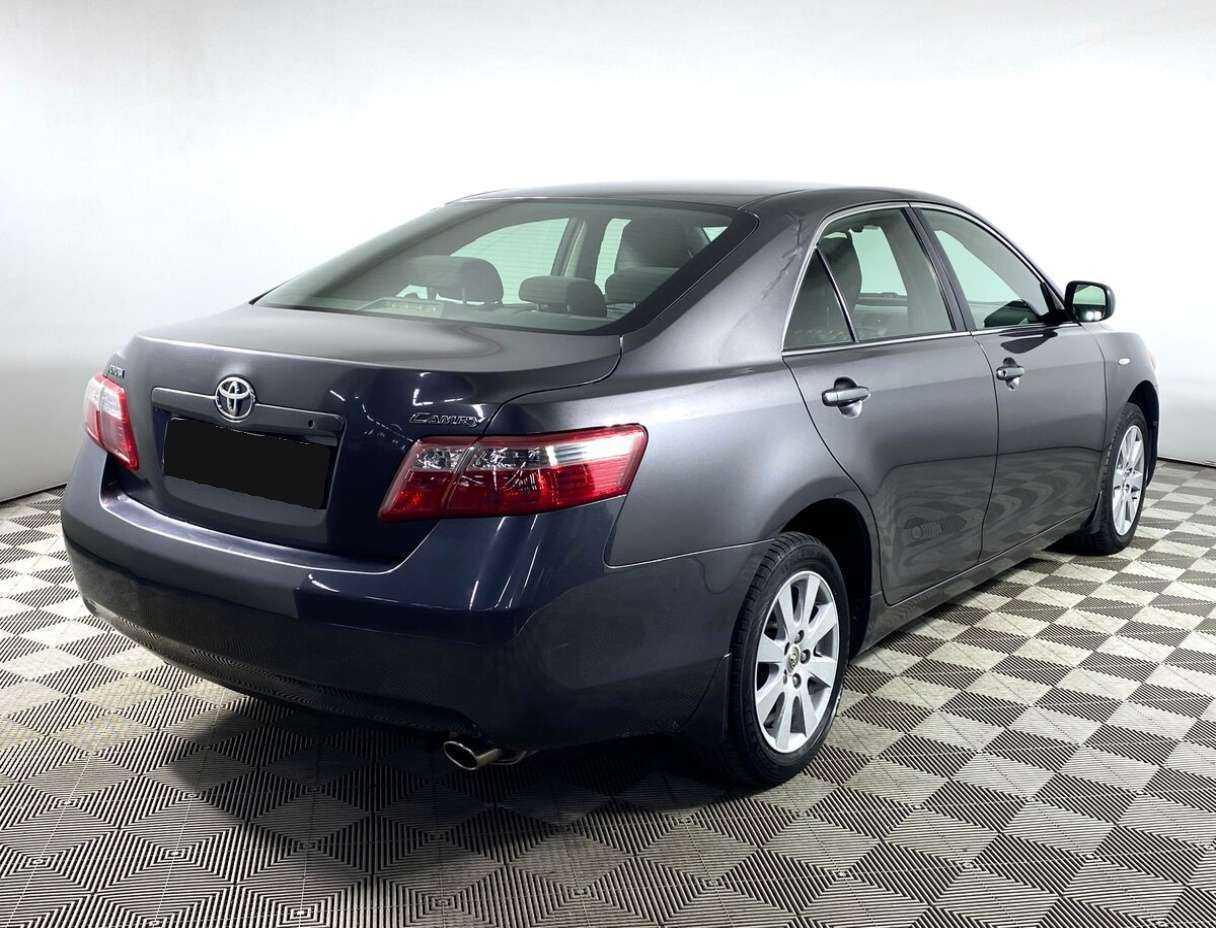 Toyota Camry с пробегом — 2006 год. Фото: #3