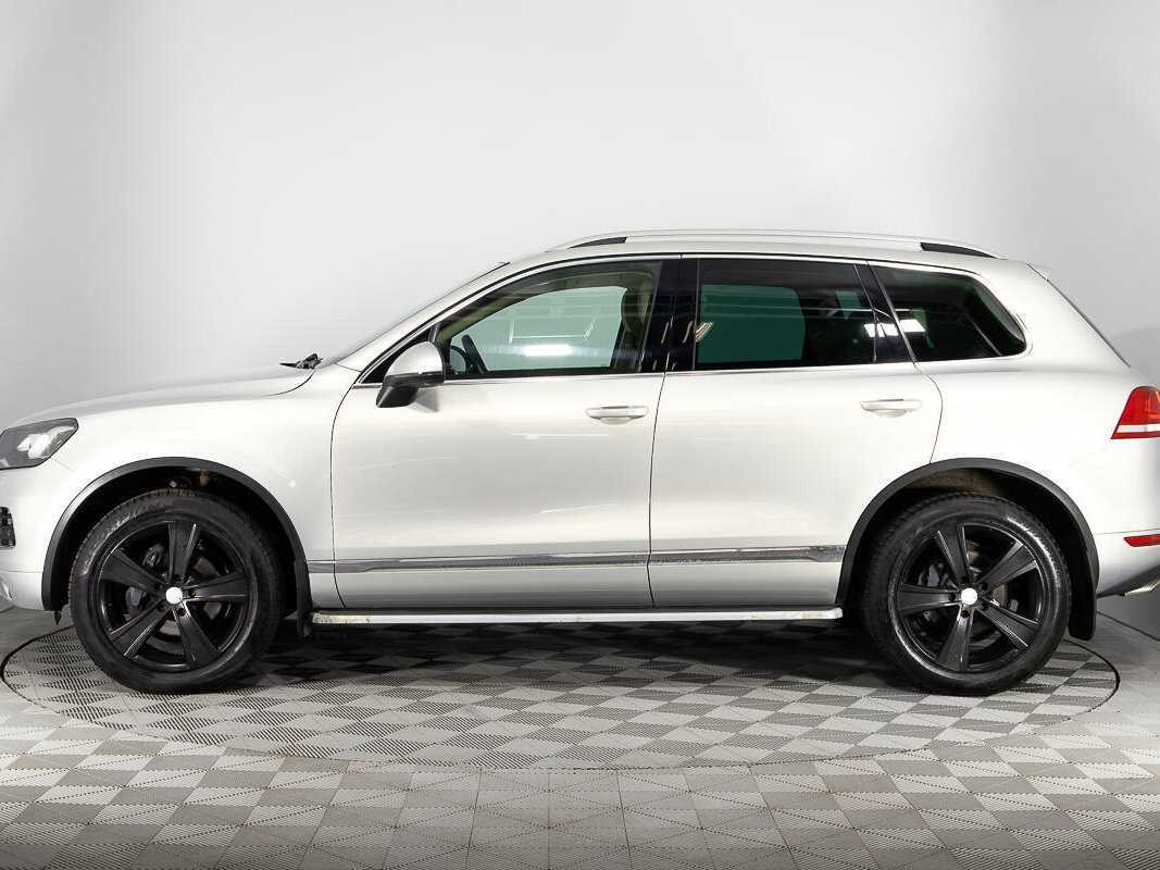 Volkswagen Touareg с пробегом — 2011 год. Фото: #7