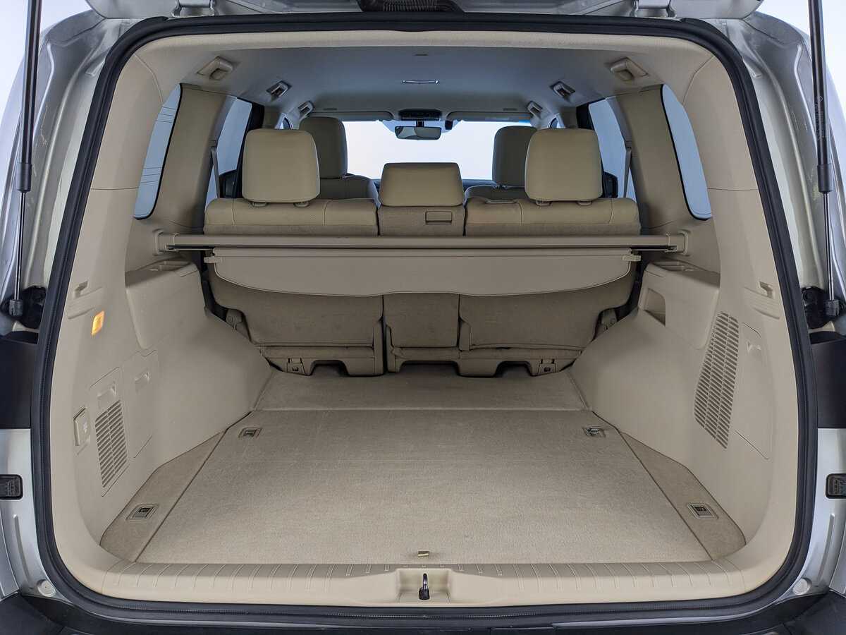Toyota Land Cruiser с пробегом — 2022 год. Фото: #9
