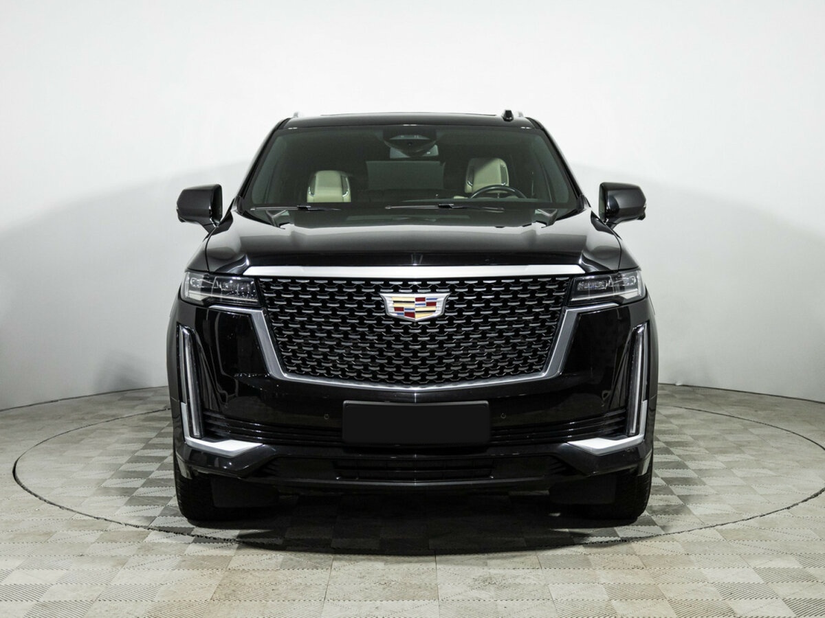 Cadillac Escalade с пробегом — 2021 год. Фото: #1