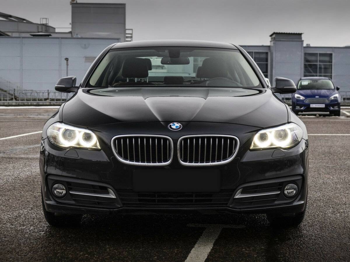 BMW 5 серии с пробегом — 2016 год. Фото: #1