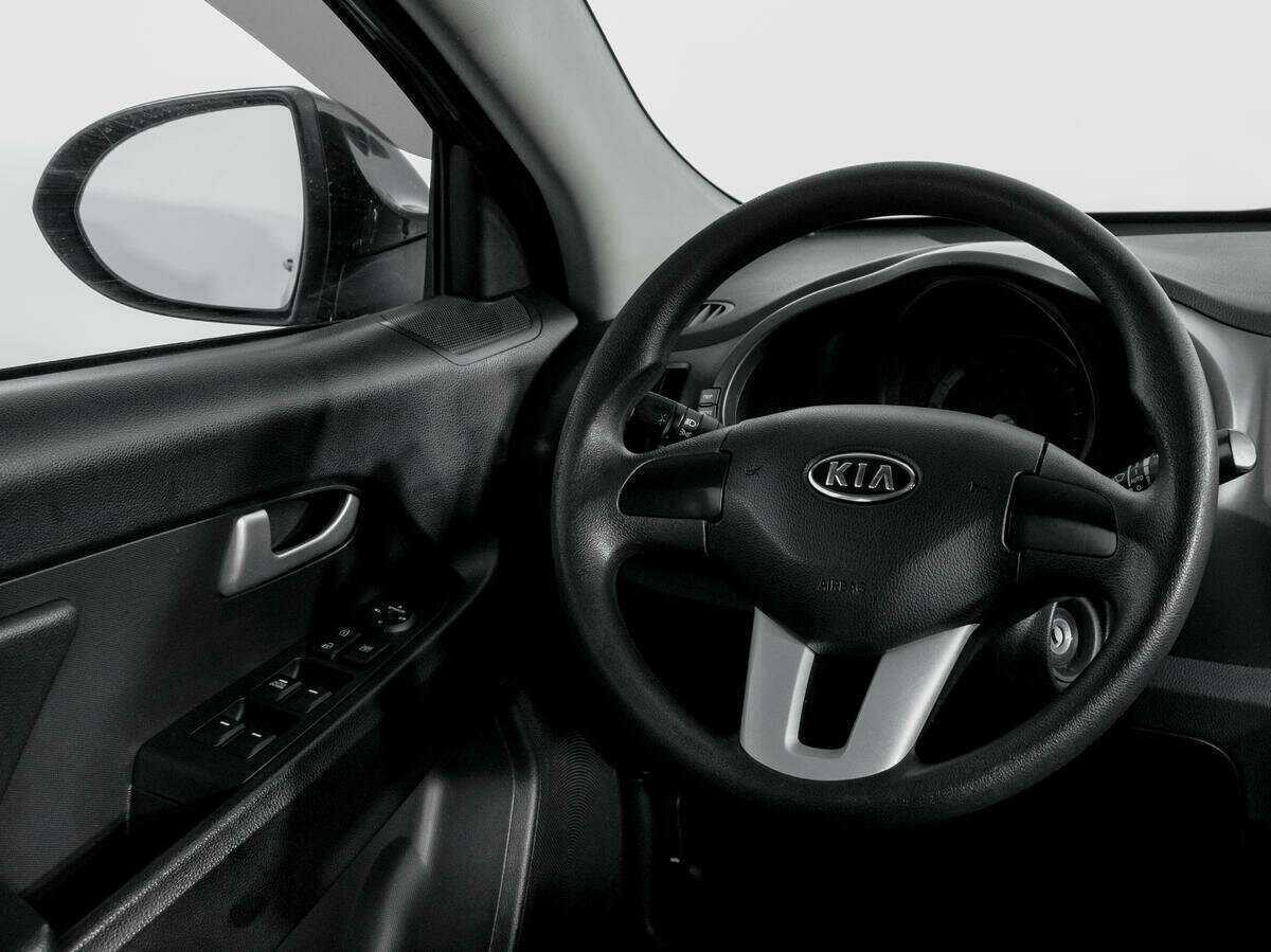 Kia Sportage с пробегом — 2010 год. Фото: #13