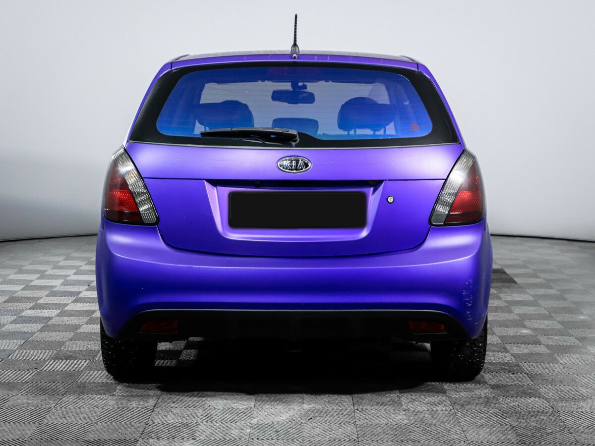 Kia Rio с пробегом — 2011 год. Фото: #4