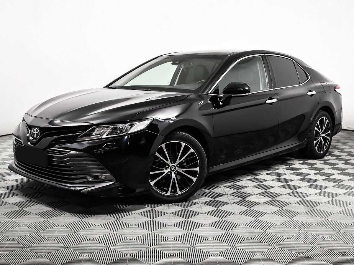 Toyota Camry с пробегом — 2018 год. Фото: #0