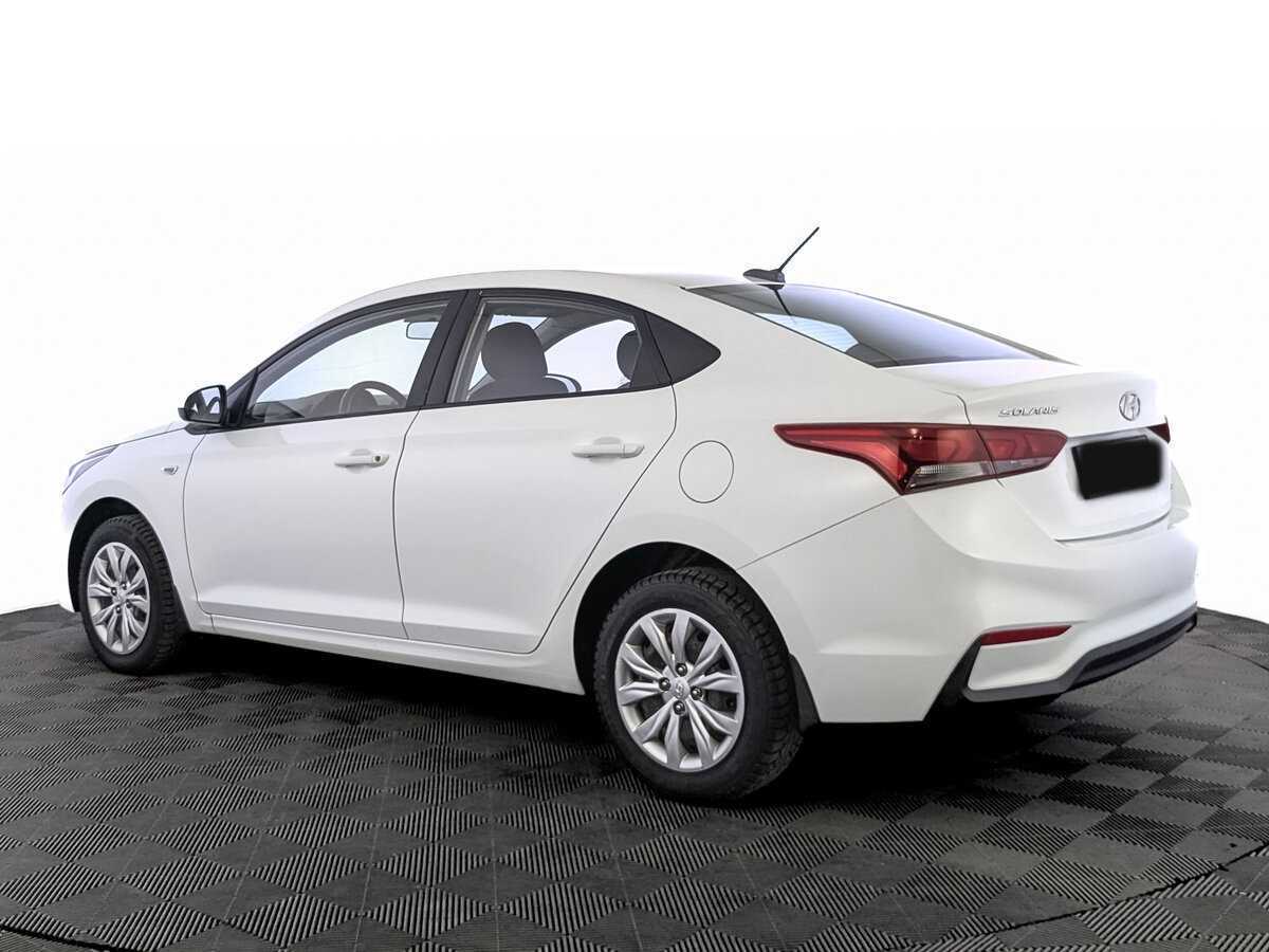 Hyundai Solaris с пробегом — 2017 год. Фото: #6