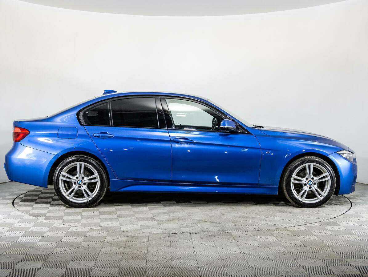 BMW 3 серии с пробегом — 2017 год. Фото: #3