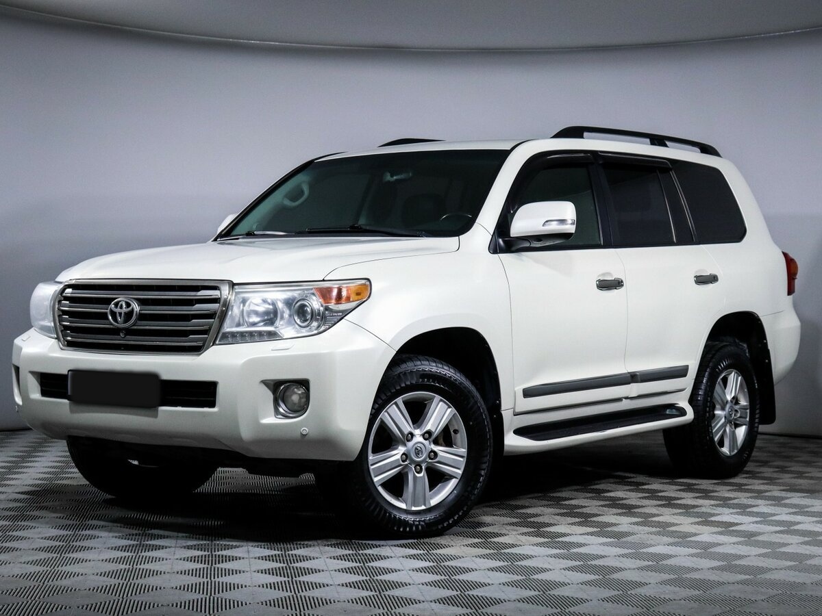 Toyota Land Cruiser с пробегом — 2014 год. Посмотреть фото
