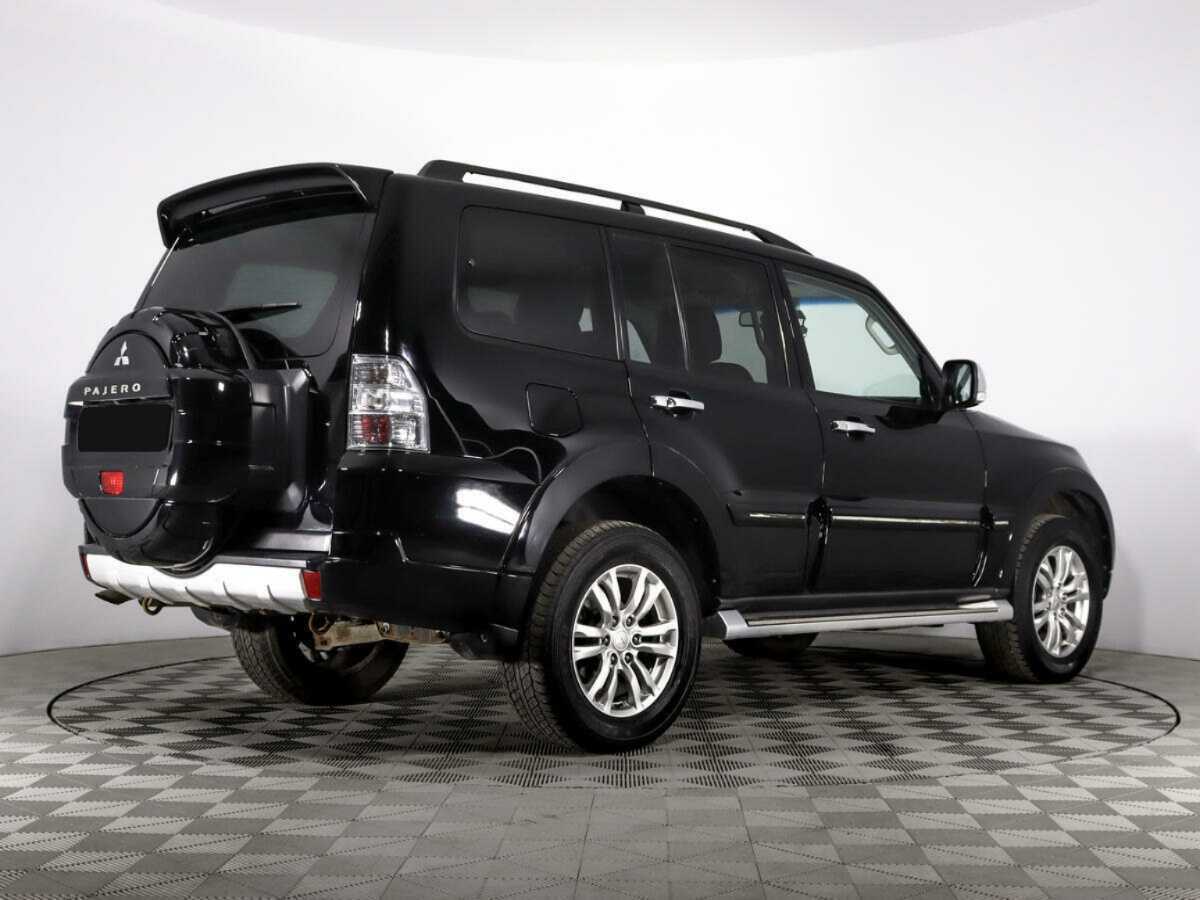 Mitsubishi Pajero с пробегом — 2011 год. Фото: #4