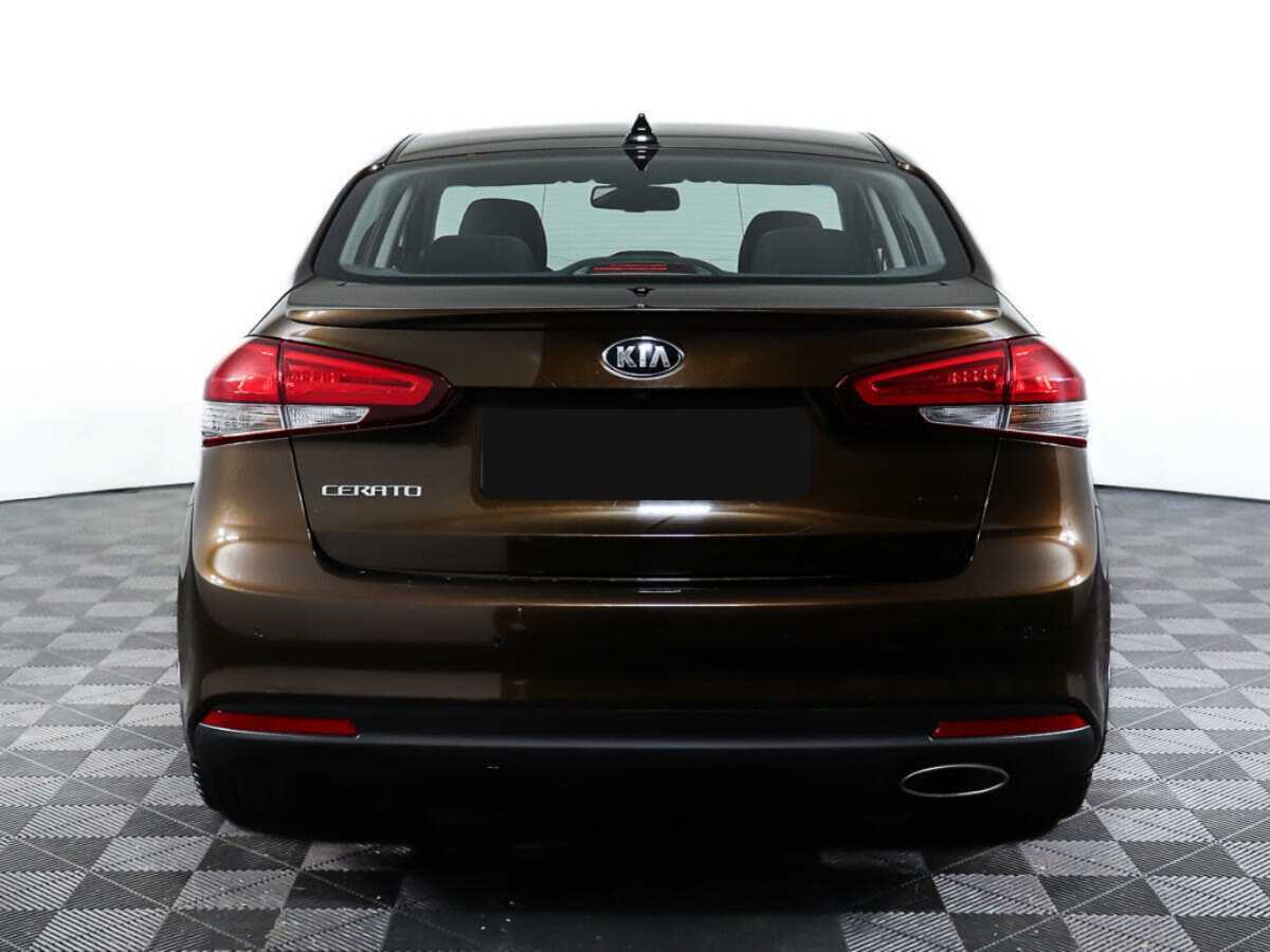 Kia Cerato с пробегом — 2017 год. Фото: #5