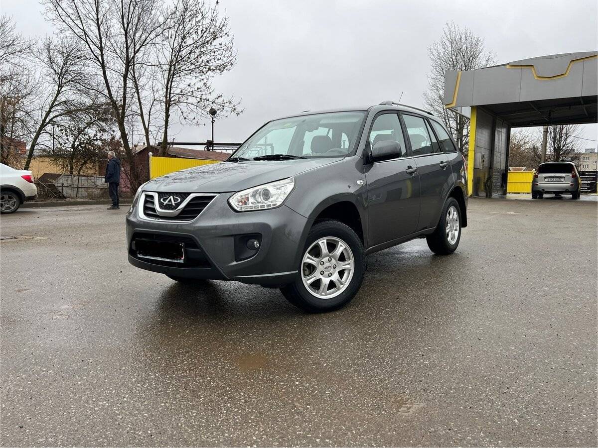 Chery Tiggo (T11) с пробегом — 2015 год. Фото: #0