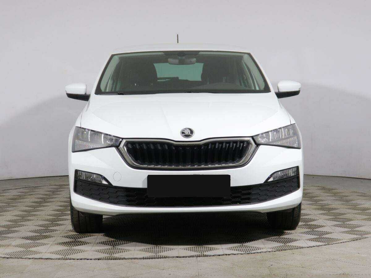 Skoda Rapid с пробегом — 2020 год. Фото: #1