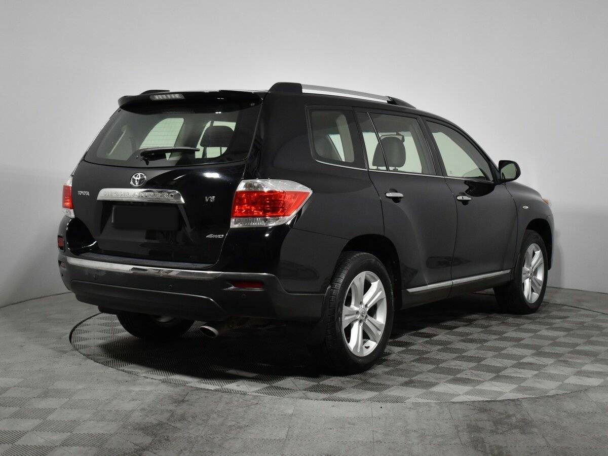 Toyota Highlander с пробегом — 2013 год. Фото: #4