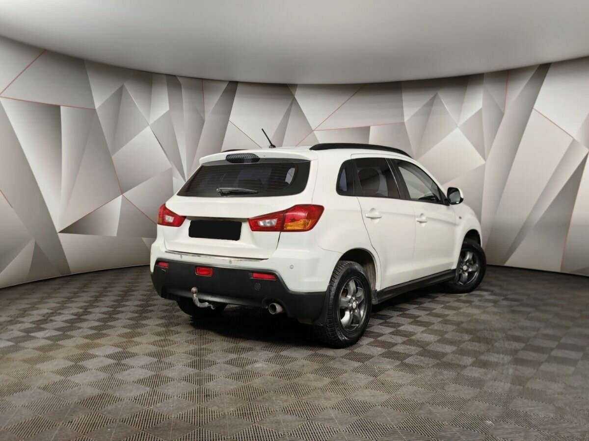 Mitsubishi ASX с пробегом — 2012 год. Фото: #1
