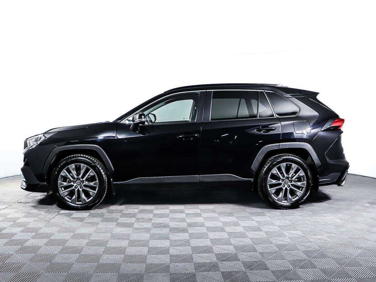Toyota RAV4 с пробегом — 2021 год. Фото: #7