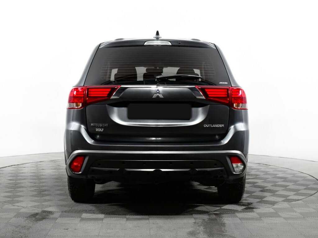 Mitsubishi Outlander с пробегом — 2019 год. Фото: #5