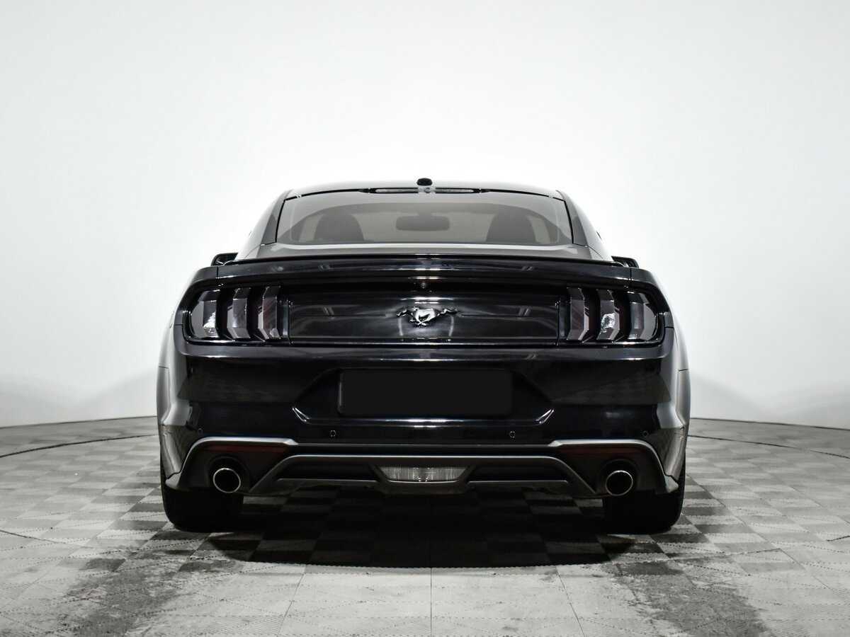 Ford Mustang с пробегом — 2019 год. Фото: #4