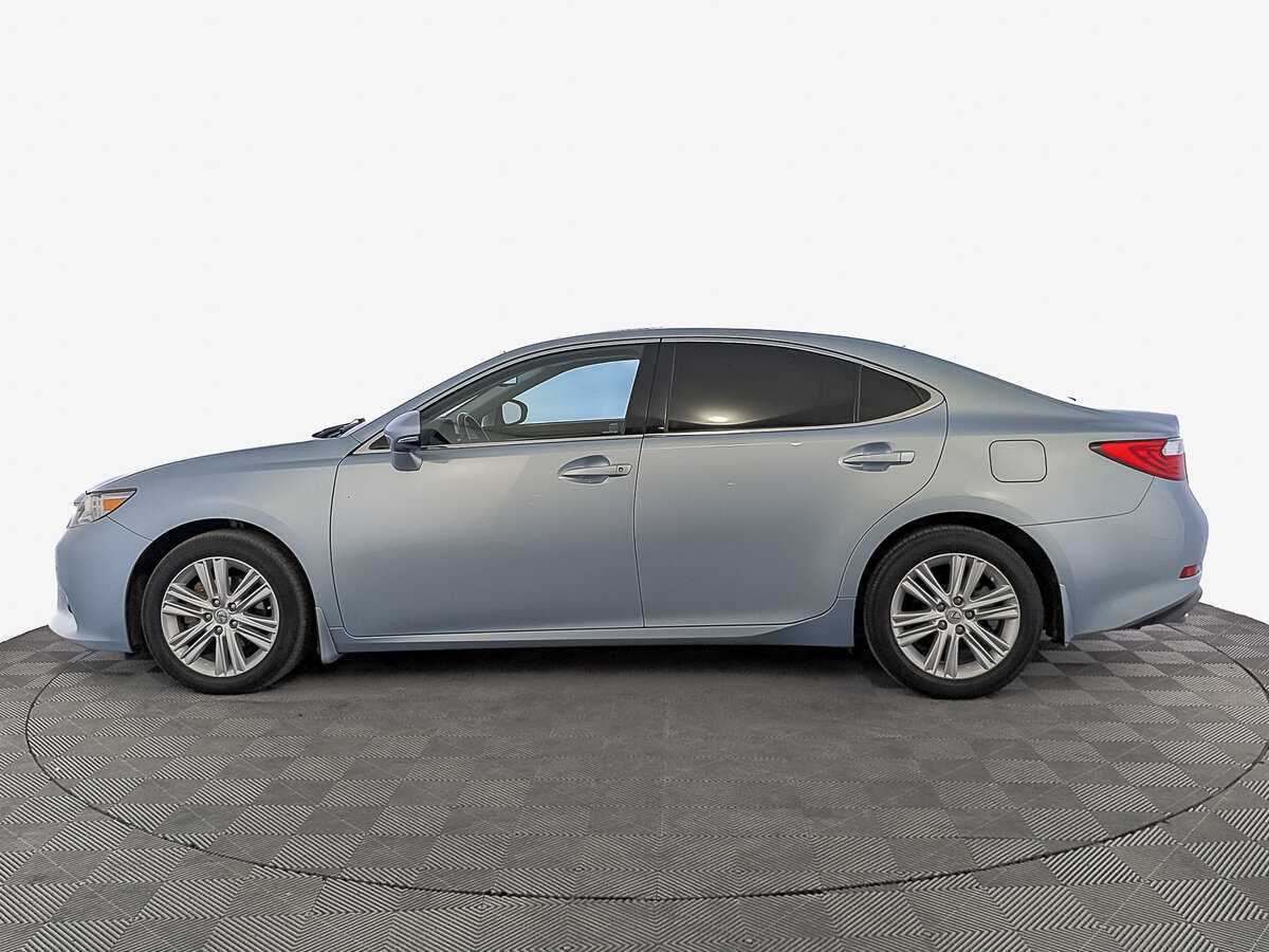 Lexus ES с пробегом — 2014 год. Фото: #7