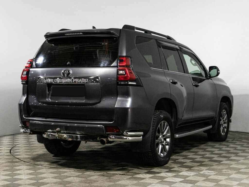Toyota Land Cruiser Prado с пробегом — 2018 год. Фото: #3