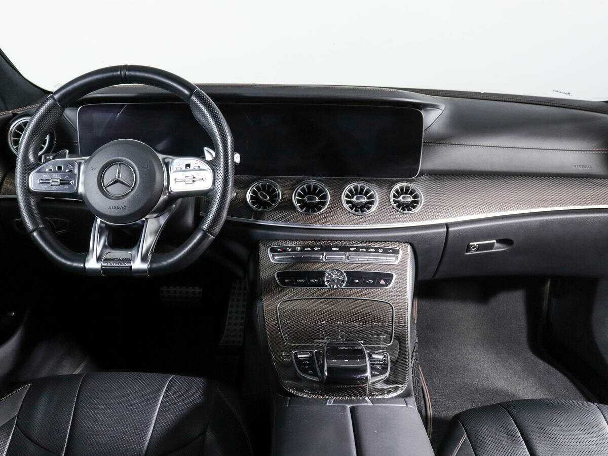 Mercedes-Benz CLS AMG с пробегом — 2018 год. Фото: #9