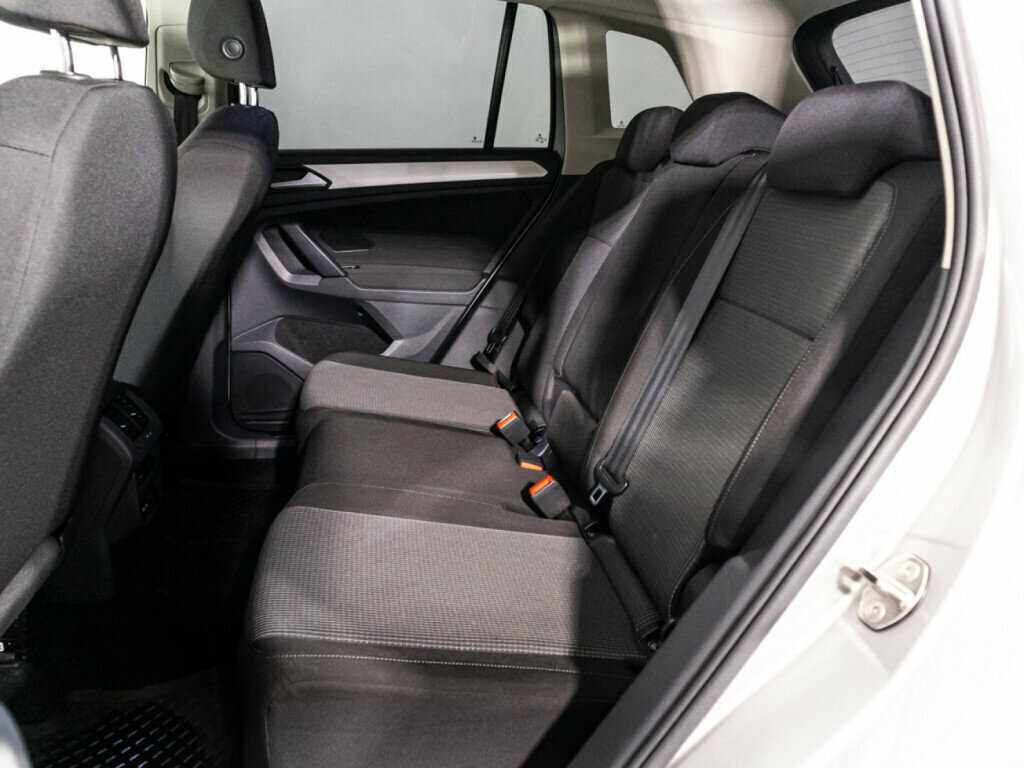 Volkswagen Tiguan с пробегом — 2021 год. Фото: #9