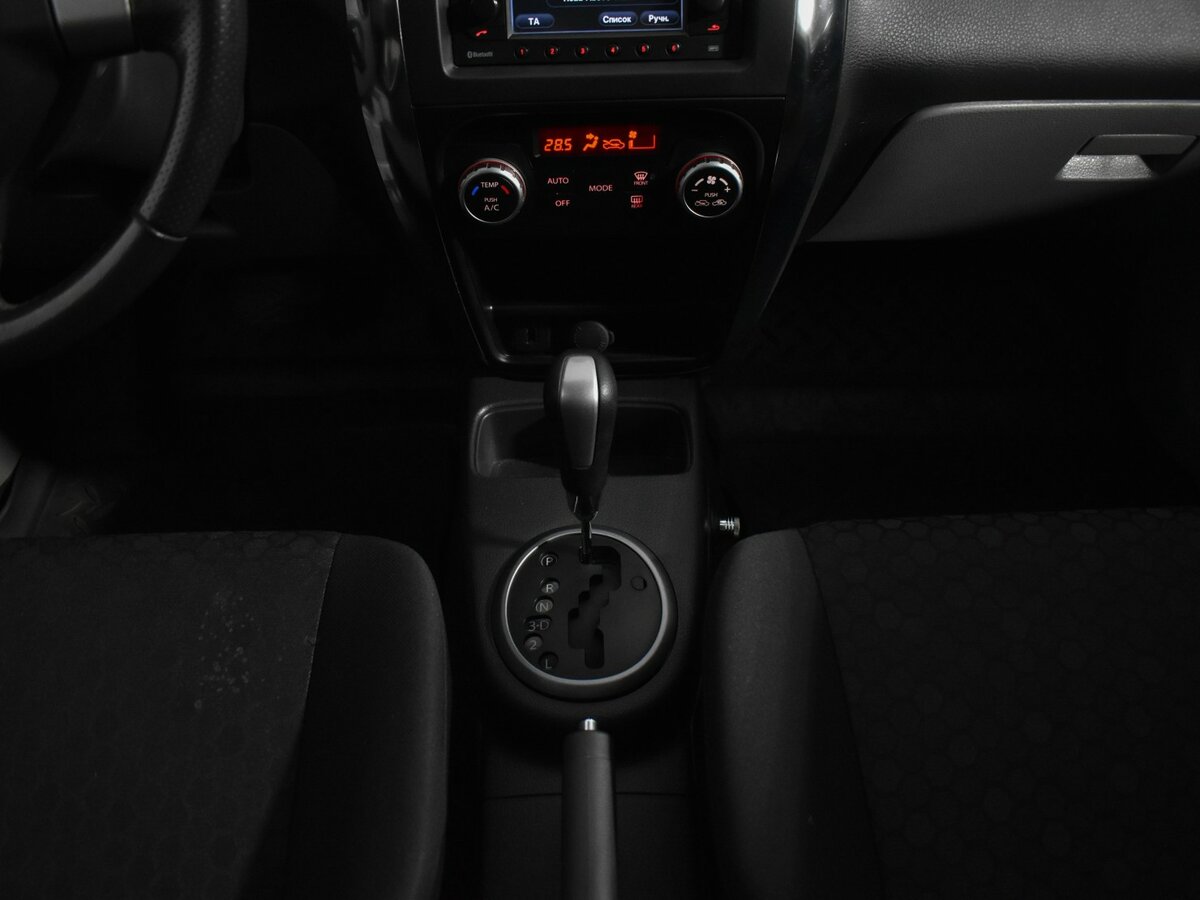 Suzuki SX4 с пробегом — 2011 год. Фото: #16